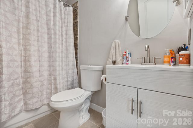 6405 Piney Path Road, Charlotte, NC 28212