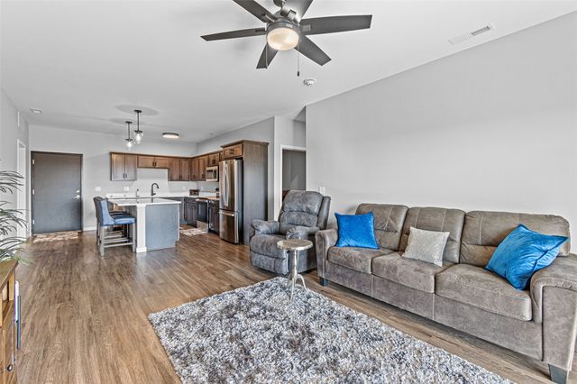 2875 Spring Rose Circle 204, Coralville, IA 52241