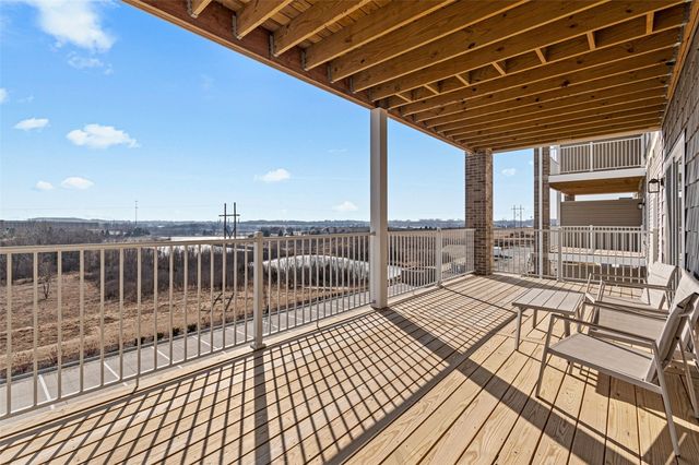 2875 Spring Rose Circle 204, Coralville, IA 52241