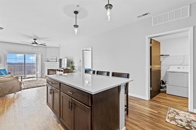 2875 Spring Rose Circle 204, Coralville, IA 52241