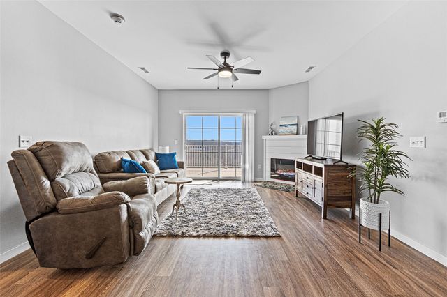 2875 Spring Rose Circle 204, Coralville, IA 52241