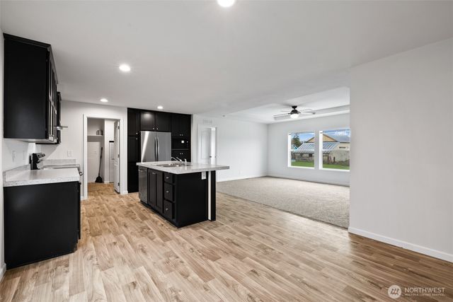 591 N Lees Creek, Port Angeles, WA 98362