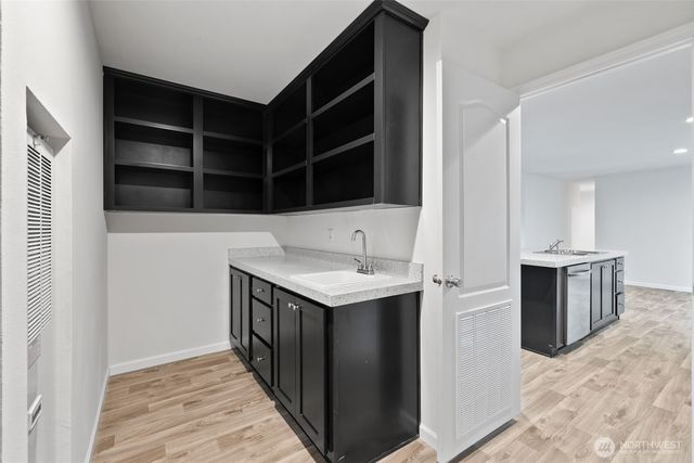 591 N Lees Creek, Port Angeles, WA 98362