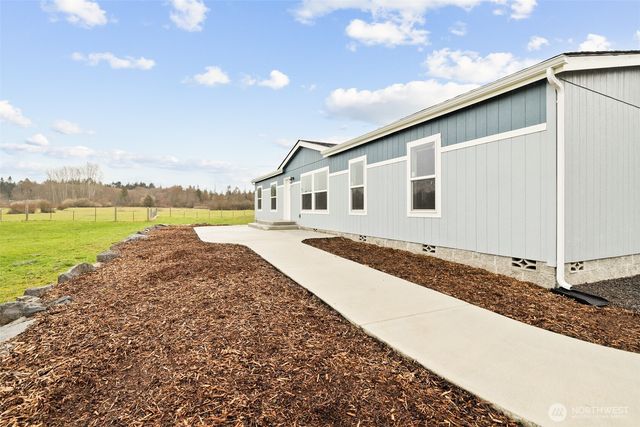 591 N Lees Creek, Port Angeles, WA 98362