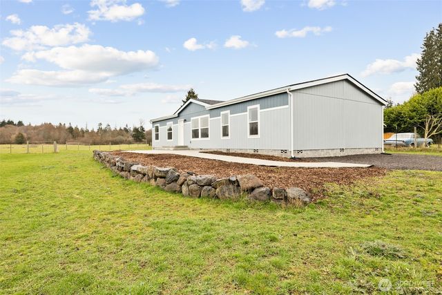 591 N Lees Creek, Port Angeles, WA 98362