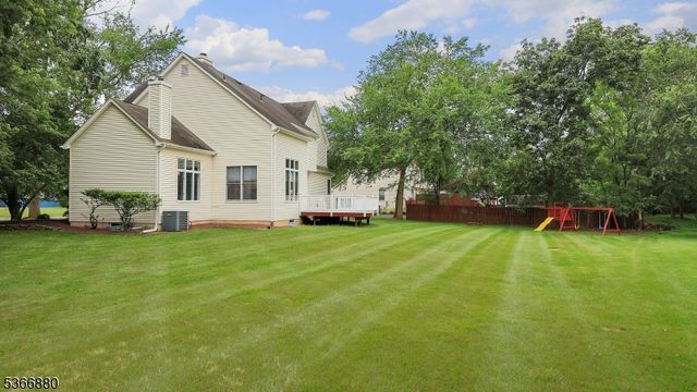 16 Van Deripe Rd, Hillsborough Twp., NJ 08844