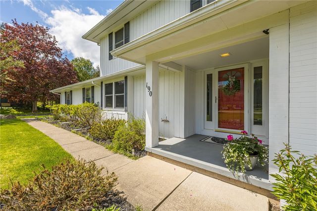 190 Drumlin View Drive, Mendon, NY 14506