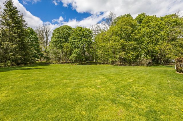 190 Drumlin View Drive, Mendon, NY 14506