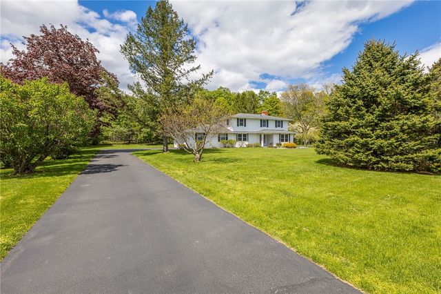 190 Drumlin View Drive, Mendon, NY 14506