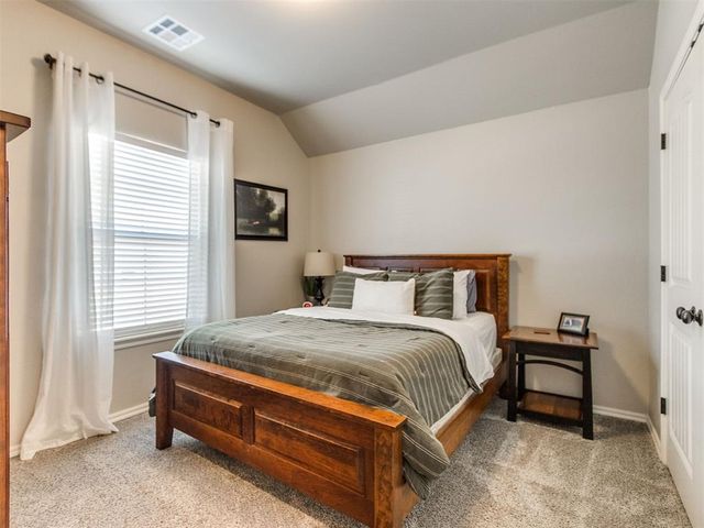 6949 Seabiscuit Lane, Guthrie, OK 73044