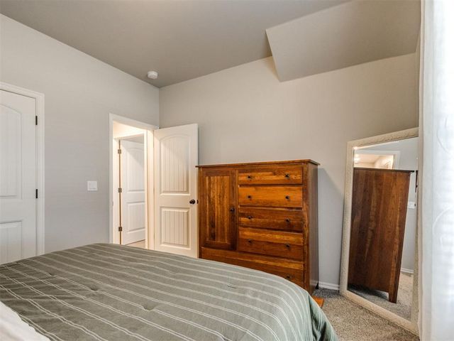 6949 Seabiscuit Lane, Guthrie, OK 73044