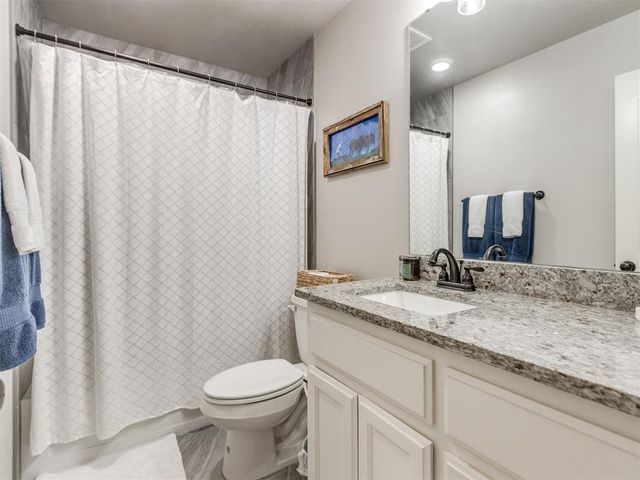 6949 Seabiscuit Lane, Guthrie, OK 73044