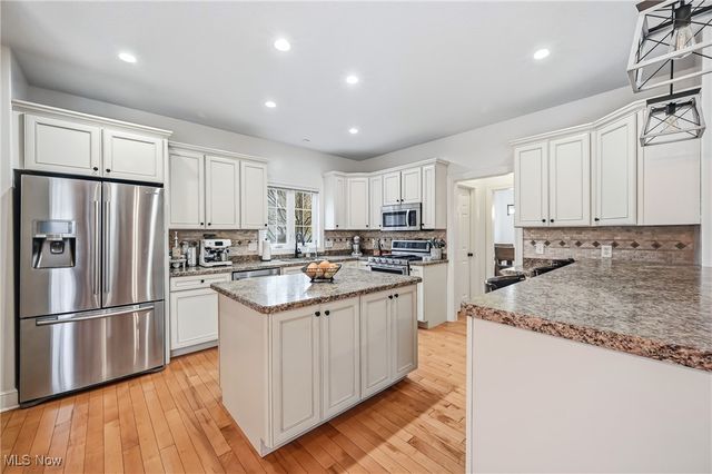 517 Berklee Drive, Boardman, OH 44514