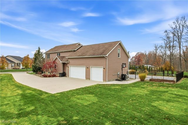 517 Berklee Drive, Boardman, OH 44514
