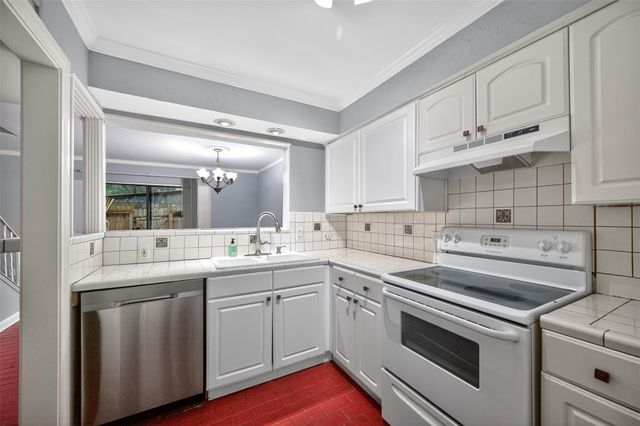 5231 Arboles Drive, Houston, TX 77035