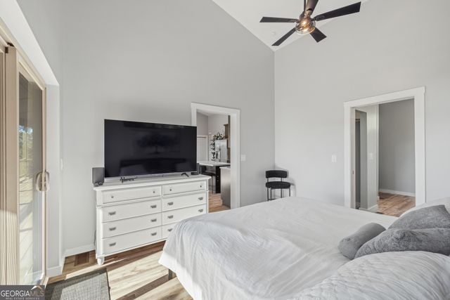 377 S Jakes Landing Way, Ellijay, GA 30540