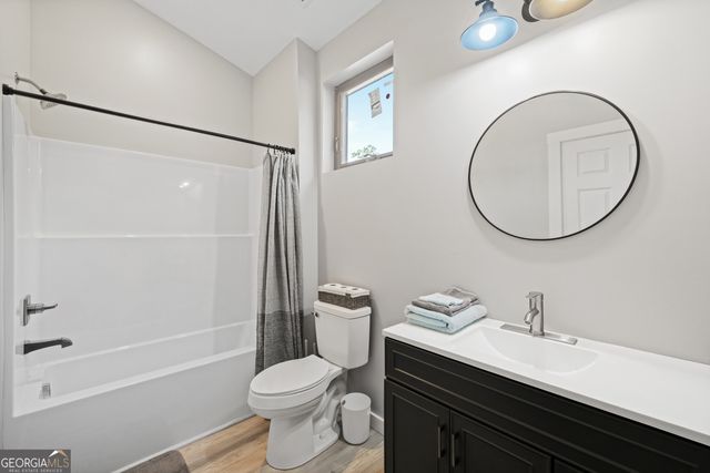 377 S Jakes Landing Way, Ellijay, GA 30540