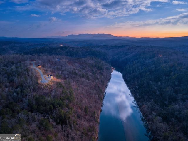 377 S Jakes Landing Way, Ellijay, GA 30540