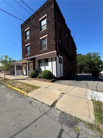 228 S Washington St 226, City Of But Se, PA 16001