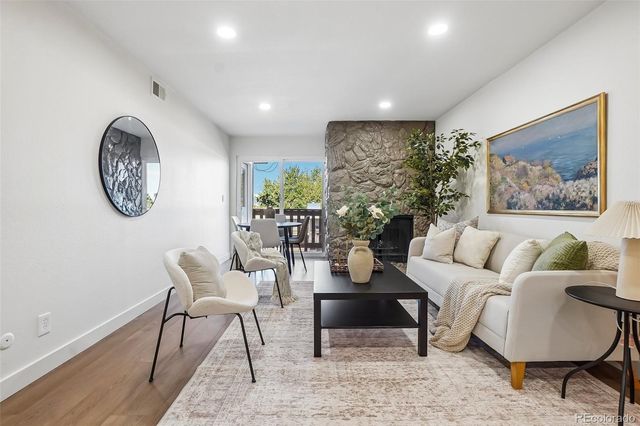 865 S Quebec Street 303B, Denver, CO 80247