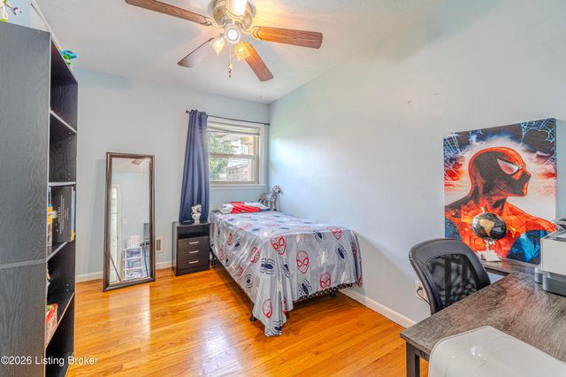 6102 W Pages Ln, Louisville, KY 40258