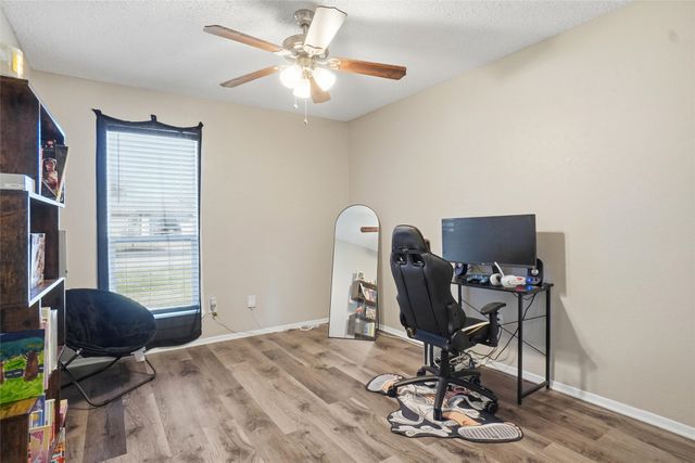 5544 Dunson Drive, Haltom City, TX 76148