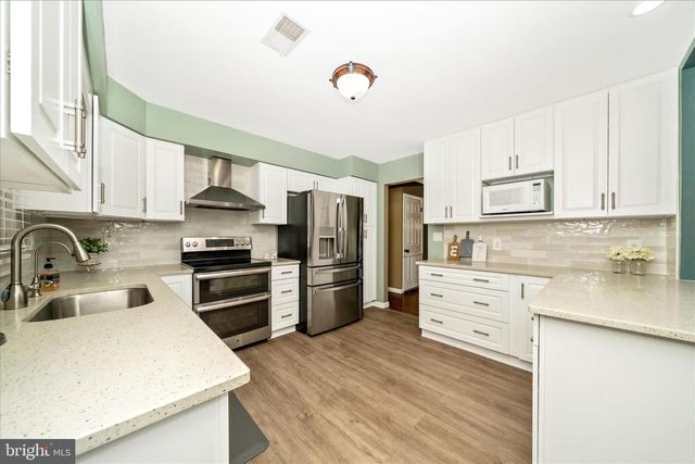 8705 WOODFIELD CT, Gaithersburg, MD 20882