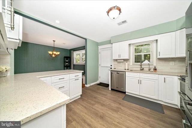 8705 WOODFIELD CT, Gaithersburg, MD 20882