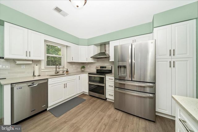 8705 WOODFIELD CT, Gaithersburg, MD 20882