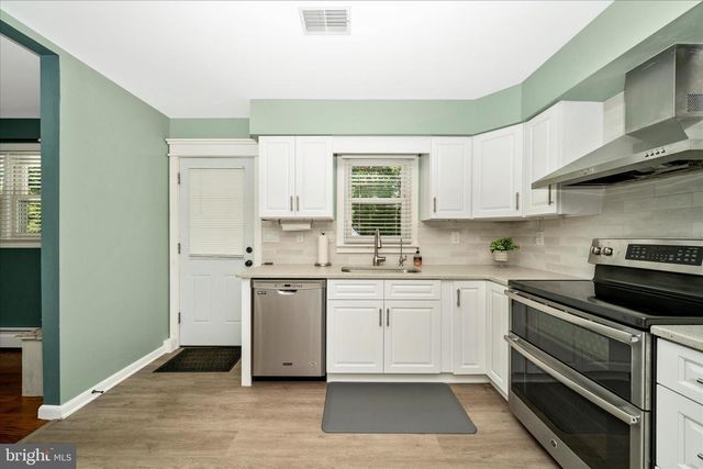 8705 WOODFIELD CT, Gaithersburg, MD 20882