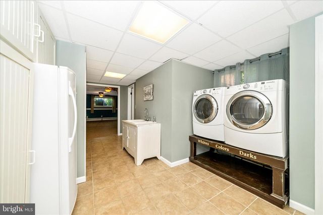 8705 WOODFIELD CT, Gaithersburg, MD 20882