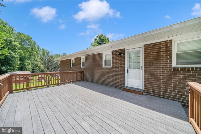 8705 WOODFIELD CT, Gaithersburg, MD 20882