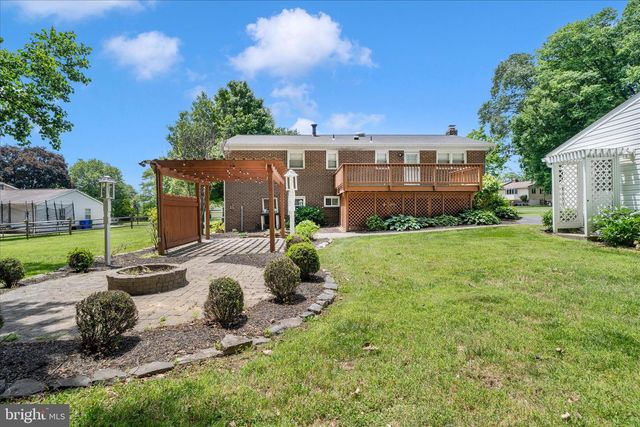 8705 WOODFIELD CT, Gaithersburg, MD 20882