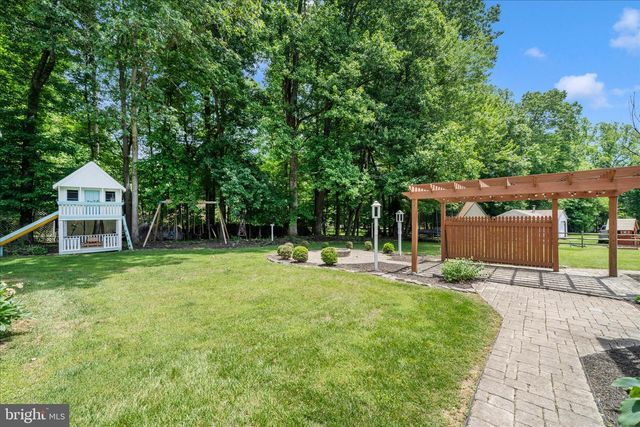 8705 WOODFIELD CT, Gaithersburg, MD 20882