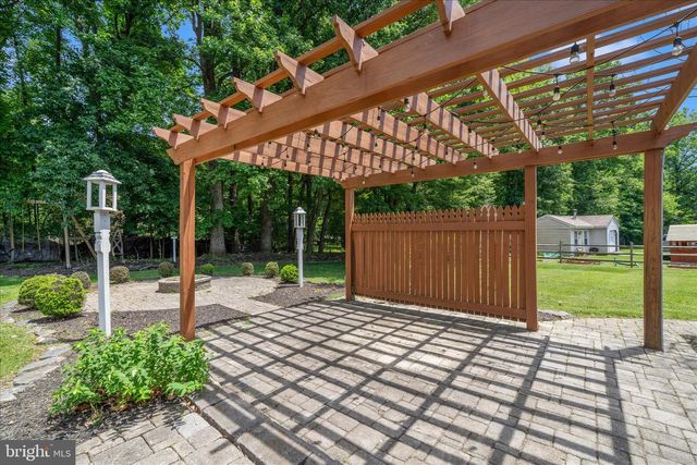 8705 WOODFIELD CT, Gaithersburg, MD 20882