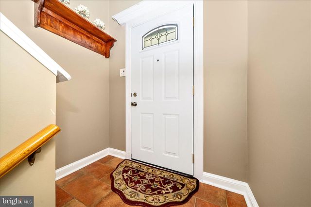 8705 WOODFIELD CT, Gaithersburg, MD 20882