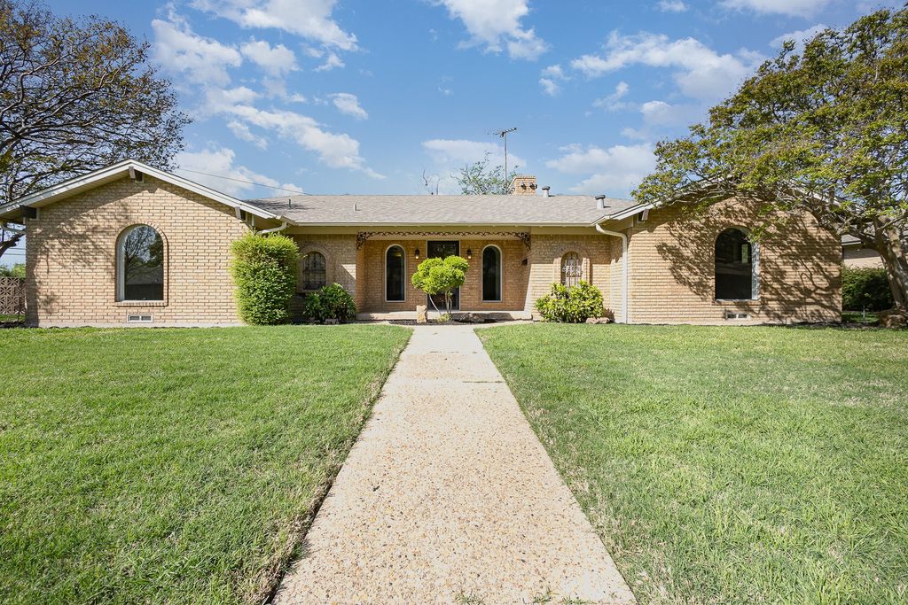 1909 Patton Drive, Garland, TX 75042