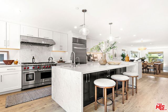 4338 Campbell Drive, Los Angeles, CA 90066