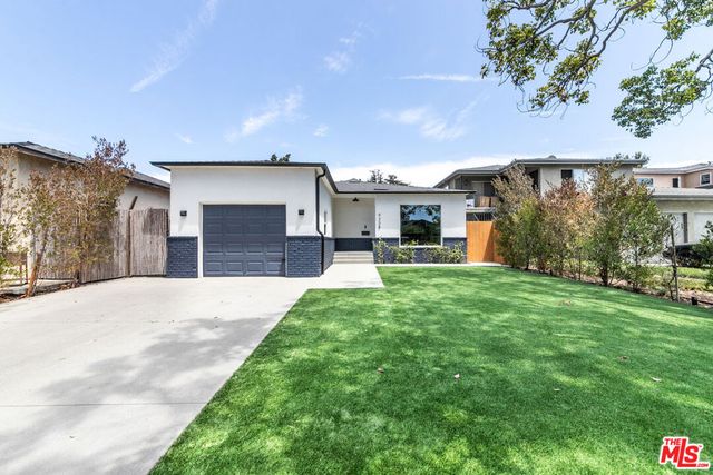 4338 Campbell Drive, Los Angeles, CA 90066