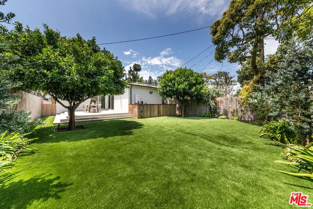 4338 Campbell Drive, Los Angeles, CA 90066