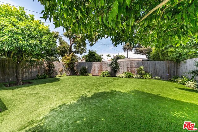 4338 Campbell Drive, Los Angeles, CA 90066