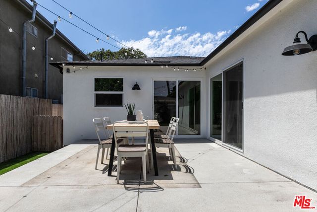 4338 Campbell Drive, Los Angeles, CA 90066
