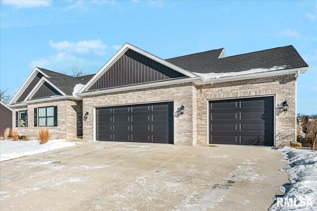 100 JOSEPH Court, Washington, IL 61571