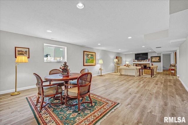 100 JOSEPH Court, Washington, IL 61571