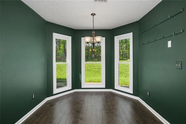 113 Colonial Ct, Lagrange, GA 30240