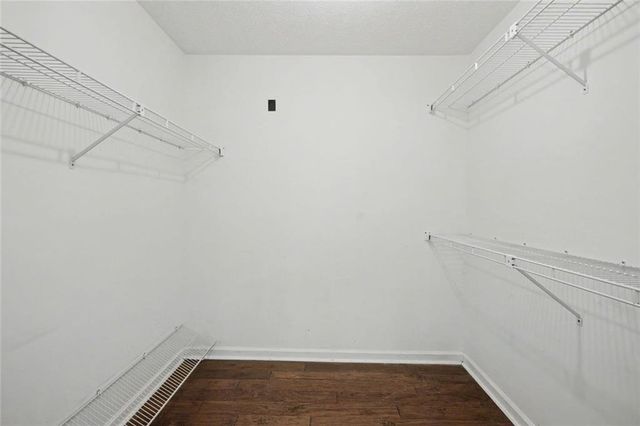 113 Colonial Ct, Lagrange, GA 30240