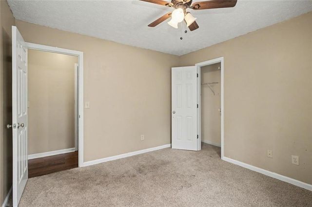 113 Colonial Ct, Lagrange, GA 30240