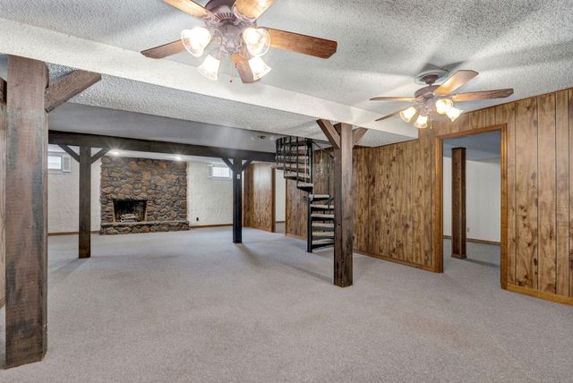 5663 S Farm Road 135, Springfield, MO 65810