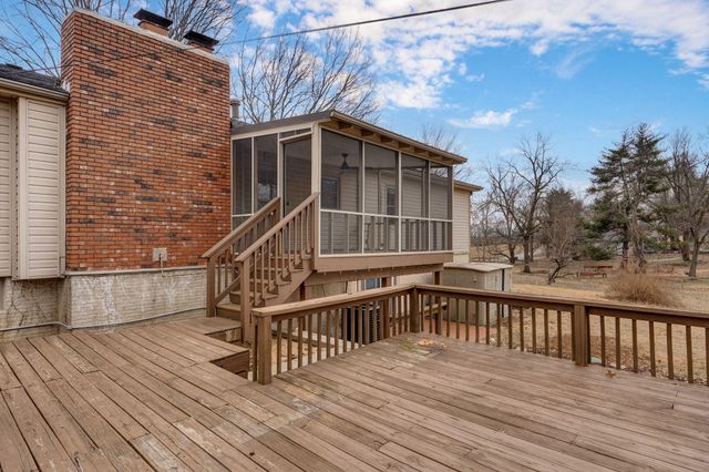 5663 S Farm Road 135, Springfield, MO 65810