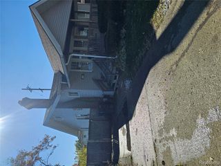 115 W Baker Street, Flint, MI 48505